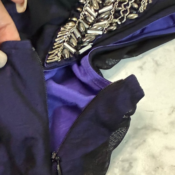 bebe One-Shoulder Purple Draped Top with Embellished Shoulder size Small - Picture 10 of 11